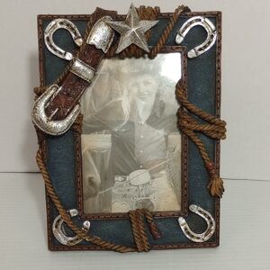 Rustic Western Picture Frame with Horseshoe Accents
